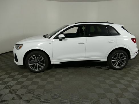 New 2025 Audi Q3 2.0T Premium image 6