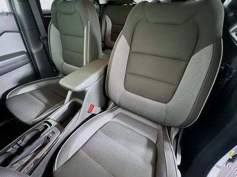 Used 2024 Chevrolet TrailBlazer LS w/ LS Convenience Package FWD image 19