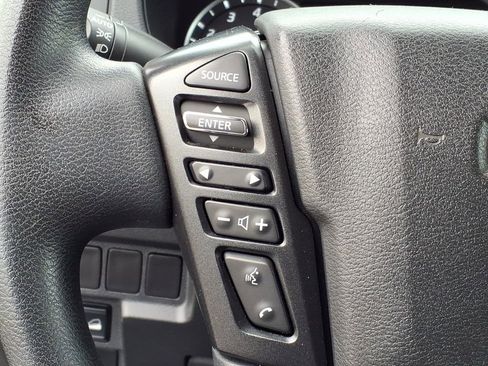 Used 2022 Nissan Frontier S w/ Technology Package image 21