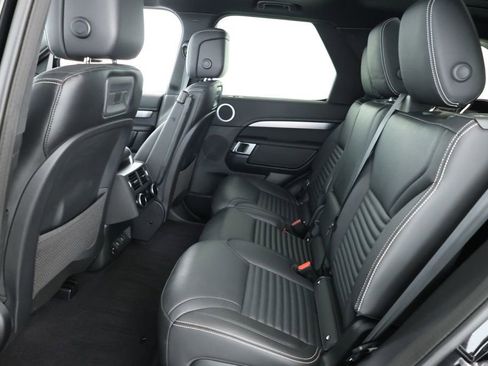 Used 2024 Land Rover Discovery Dynamic SE image 20