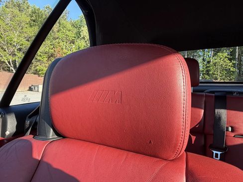 Used 2004 BMW M3 Convertible RWD image 9