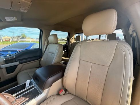 Used 2018 Ford F150 Lariat image 13