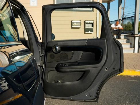 Used 2019 MINI Cooper Countryman S w/ Premium Package FWD image 33