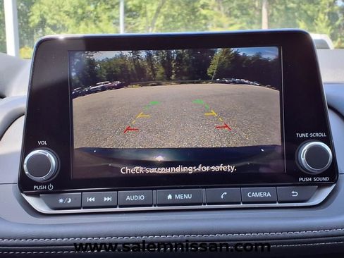 Used 2026 Nissan Rogue S AWD/4WD image 13