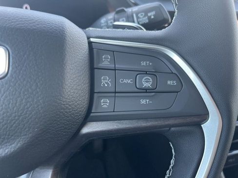 New 2026 Jeep Grand Cherokee Limited image 28