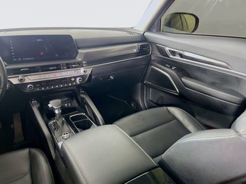 Used 2024 Kia Telluride S w/ S Sunroof Package image 26