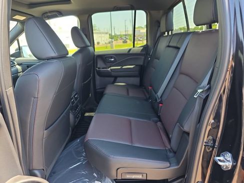 New 2026 Honda Ridgeline Black Edition image 7