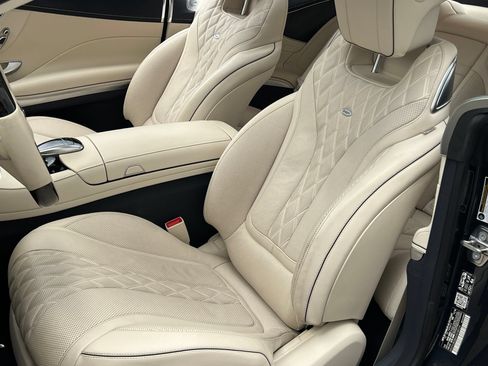 Used 2019 Mercedes-Benz S 560 4MATIC Coupe image 4