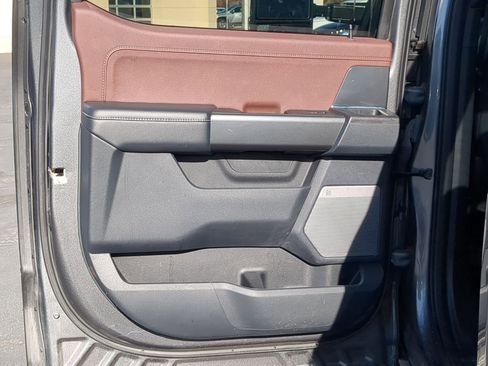 Used 2022 Ford F150 Lariat w/ Max Trailer Tow Package image 31