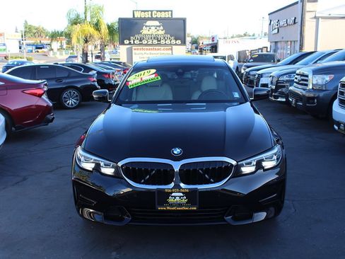 Used 2019 BMW 330i Sedan w/ Driving Assistance Package RWD image 3