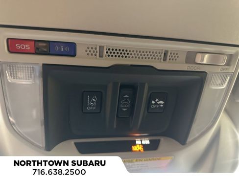 Used 2020 Subaru Forester Premium AWD/4WD image 12