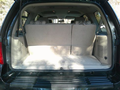 Used 2014 Ford Expedition Limited image 49