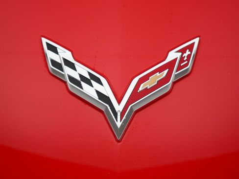 Used 2018 Chevrolet Corvette Stingray Coupe image 24