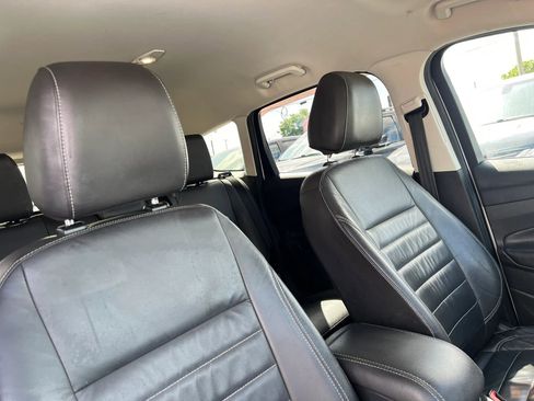 Used 2016 Ford Escape Titanium AWD/4WD image 17