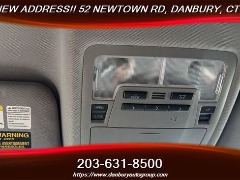 Used 2015 Toyota Highlander XLE AWD/4WD image 24