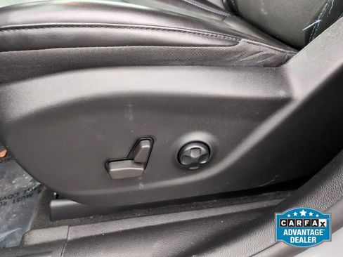 Used 2021 Jeep Cherokee Latitude Plus AWD/4WD image 15