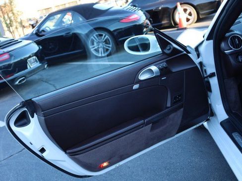 Used 2007 Porsche Cayman S image 21