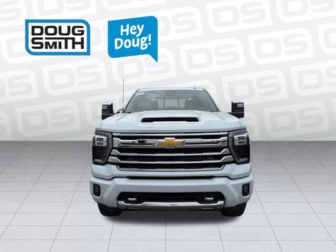 New 2026 Chevrolet Silverado 2500 High Country w/ High Country Premium Package AWD/4WD image 2