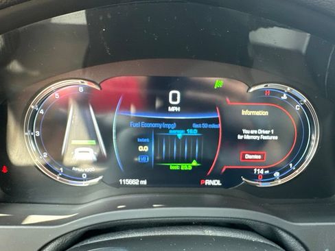 Used 2020 Cadillac Escalade ESV Luxury AWD/4WD image 8