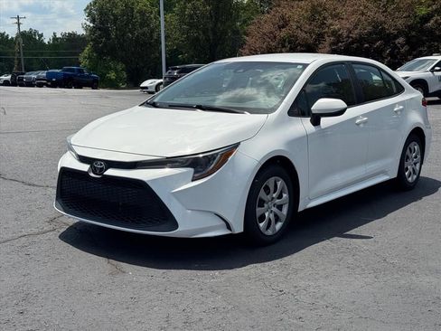 Used 2021 Toyota Corolla LE w/ Carpet Mat Package (TMS) FWD image 7