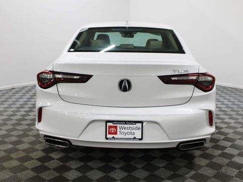 Used 2023 Acura TLX image 5