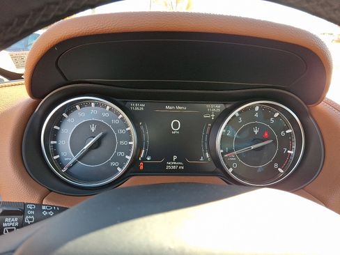 Certified 2022 Maserati Levante GT image 24