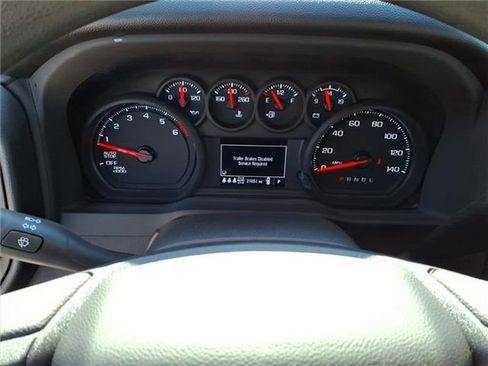 Used 2025 Chevrolet Silverado 1500 Custom Trail Boss image 21