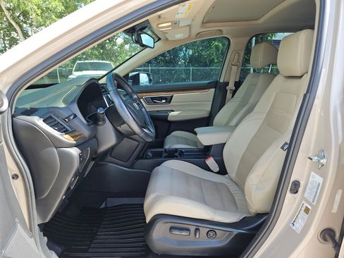 Used 2017 Honda CR-V Touring image 9
