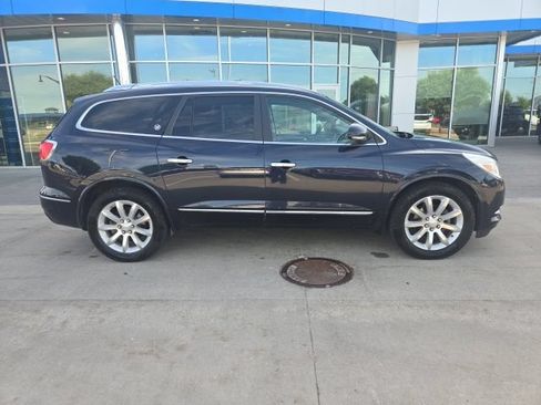 Used 2017 Buick Enclave Premium w/ Experience Buick Package AWD/4WD image 5