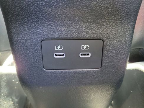 New 2026 Nissan Kicks SR w/ Cold Weather Package image 17