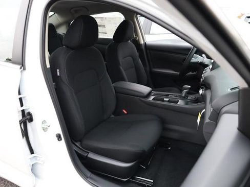 New 2025 Nissan Sentra S image 23