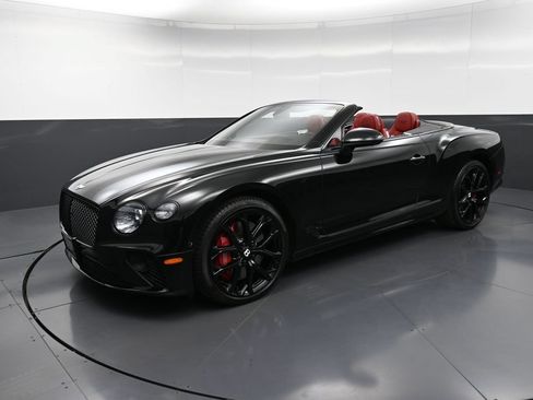 Certified 2023 Bentley Continental GT V8 AWD/4WD image 30