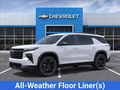 New 2027 Chevrolet Traverse LT w/ Midnight/Sport Edition FWD image 2