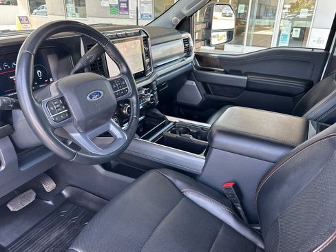 Used 2024 Ford F250 Lariat w/ Lariat Ultimate Package AWD/4WD image 9