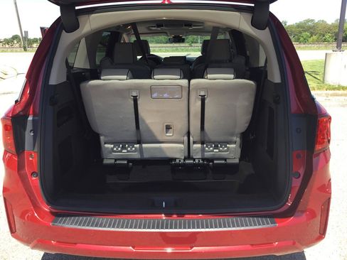 Used 2025 Honda Odyssey Touring image 21