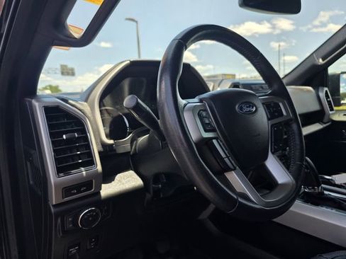 Used 2018 Ford F150 Lariat AWD/4WD image 14