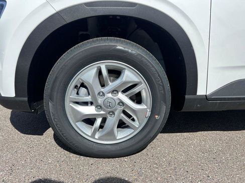 New 2026 Hyundai Venue SE FWD image 10