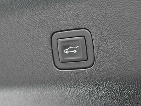 Used 2024 Chevrolet Suburban RST w/ Luxury Package AWD/4WD image 12