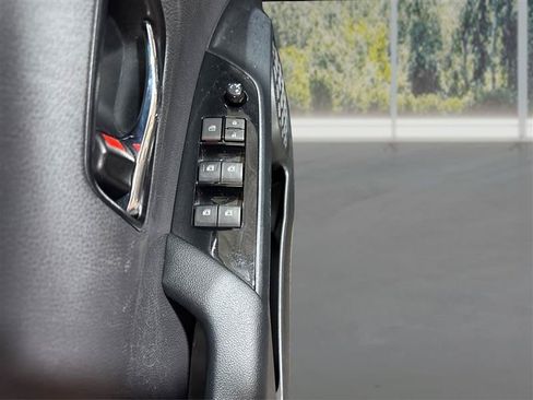 Used 2018 Toyota Prius Four FWD image 28