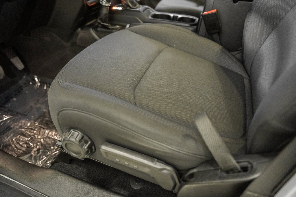 Used 2022 Jeep Wrangler Unlimited Sport AWD/4WD image 35