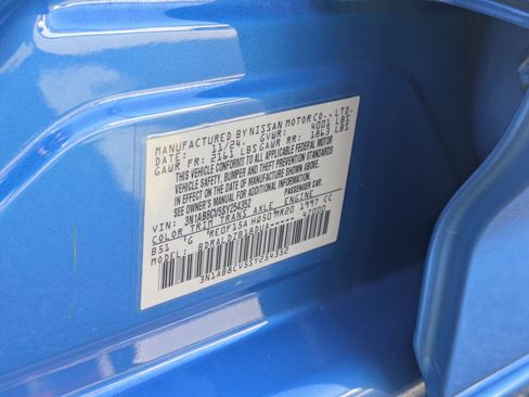 Certified 2025 Nissan Sentra SV FWD image 43