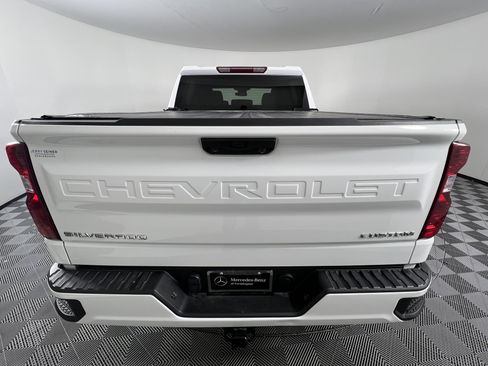 Used 2023 Chevrolet Silverado 1500 Custom AWD/4WD image 11