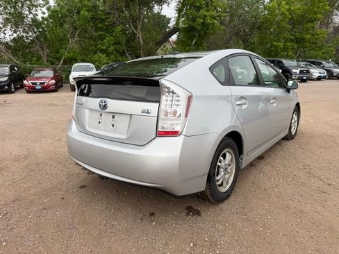 Used 2011 Toyota Prius Two w/ Preferred Accessory Pkg FWD image 6