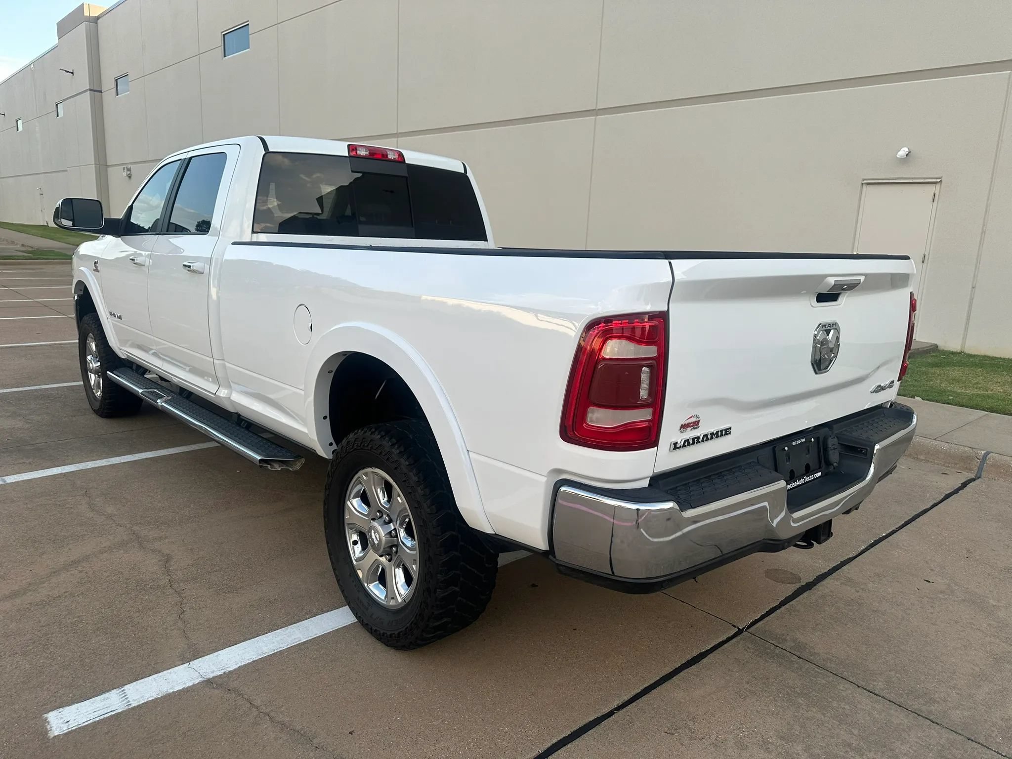 Used 2020 RAM 3500 Laramie AWD/4WD image 15