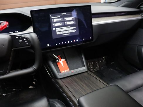 Used 2022 Tesla Model S AWD image 55