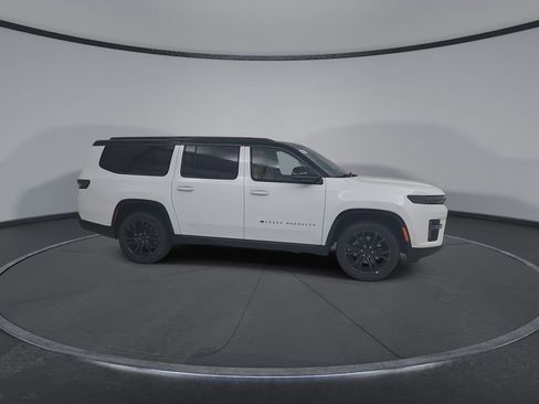 New 2026 Jeep Grand Wagoneer L Summit AWD/4WD image 16