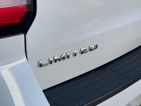 Used 2024 Ford Expedition Limited image 31