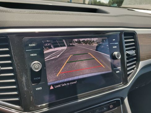 Used 2022 Volkswagen Atlas SE FWD image 20