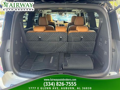 Used 2025 Nissan Armada Platinum Reserve AWD/4WD image 29