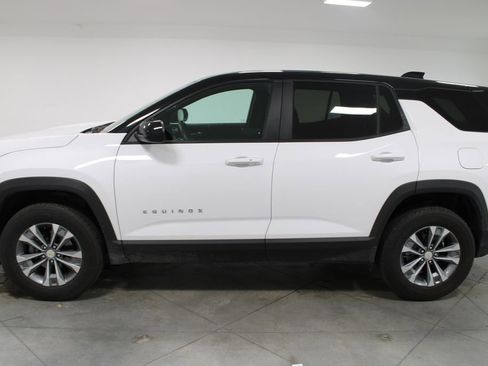 Used 2025 Chevrolet Equinox LT FWD image 6